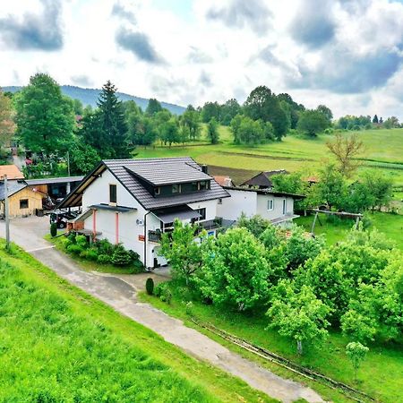 Apartman Leona Rakovica Exterior foto