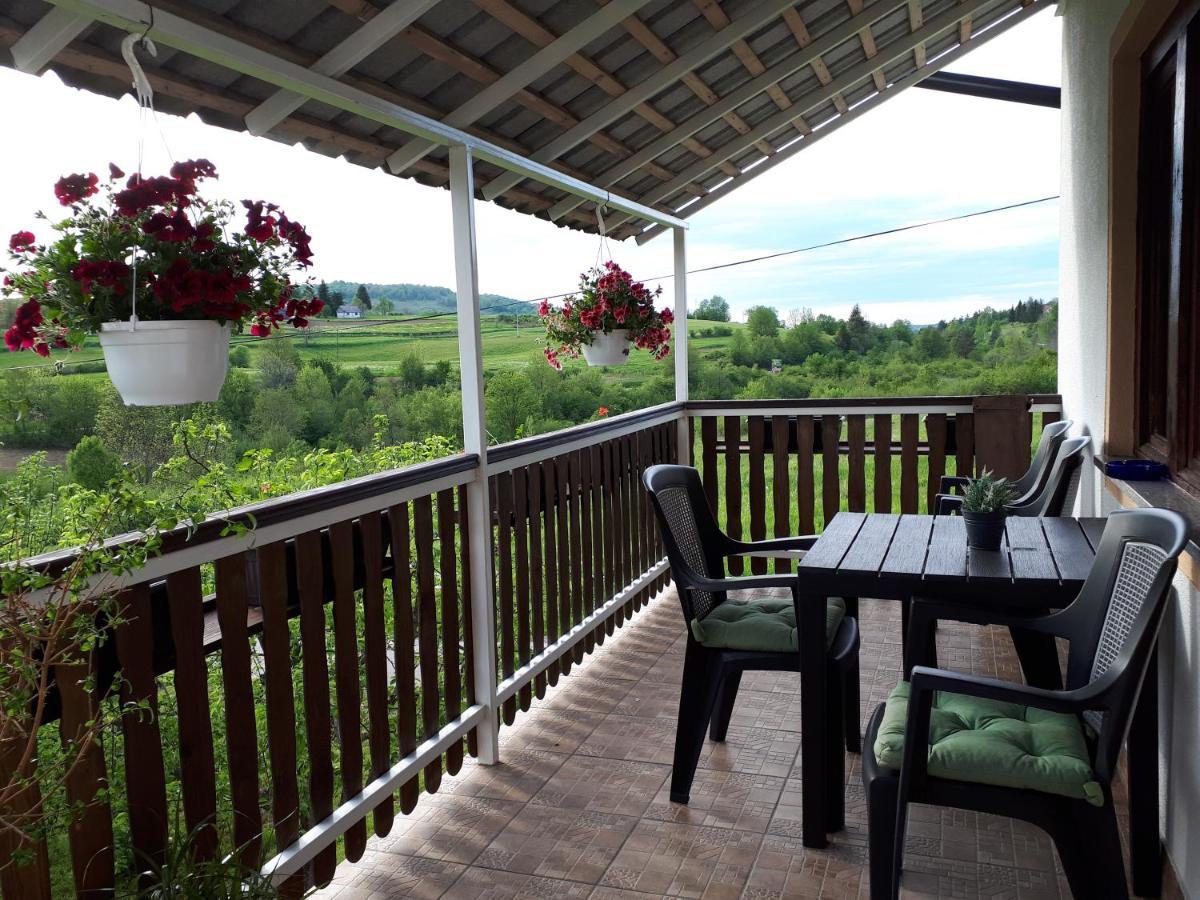 Apartman Leona Rakovica Exterior foto
